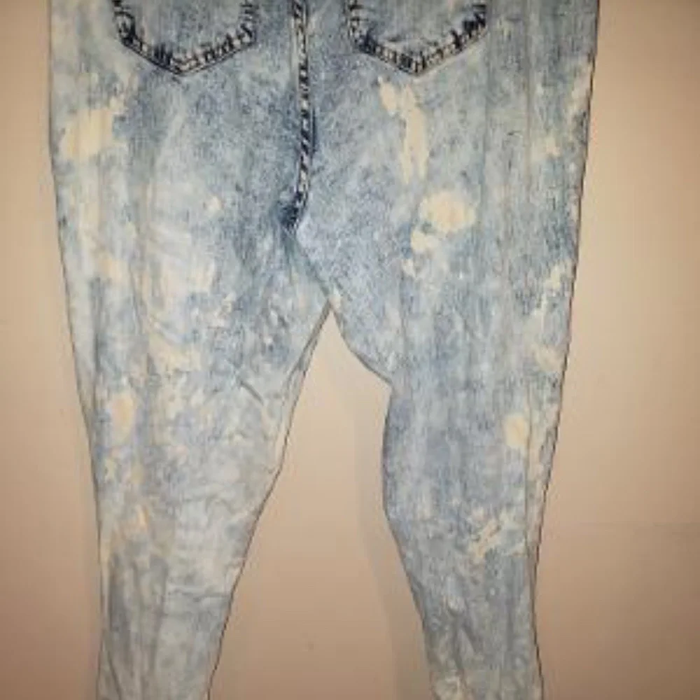 Jeans - Picture 4 of 4